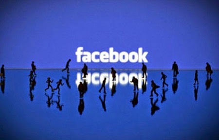 Facebook: Δώστε όνομα και φωτογραφία, αλλιώς block…