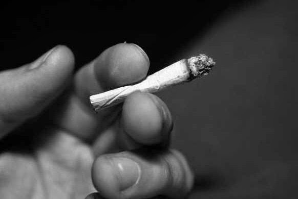 Κάπνισμα: Εξίσου επιβλαβή τα στριφτά τσιγάρα…