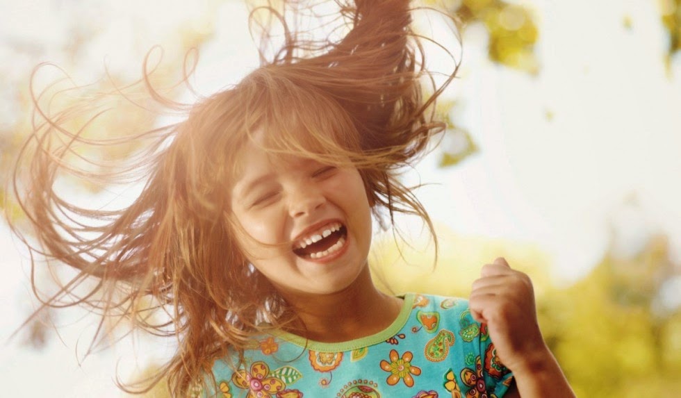 Τι κοινό έχουν το γέλιο, ο διάλογος και η φαντασία;