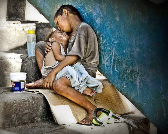 Ο φτωχός, φτωχότερος… 