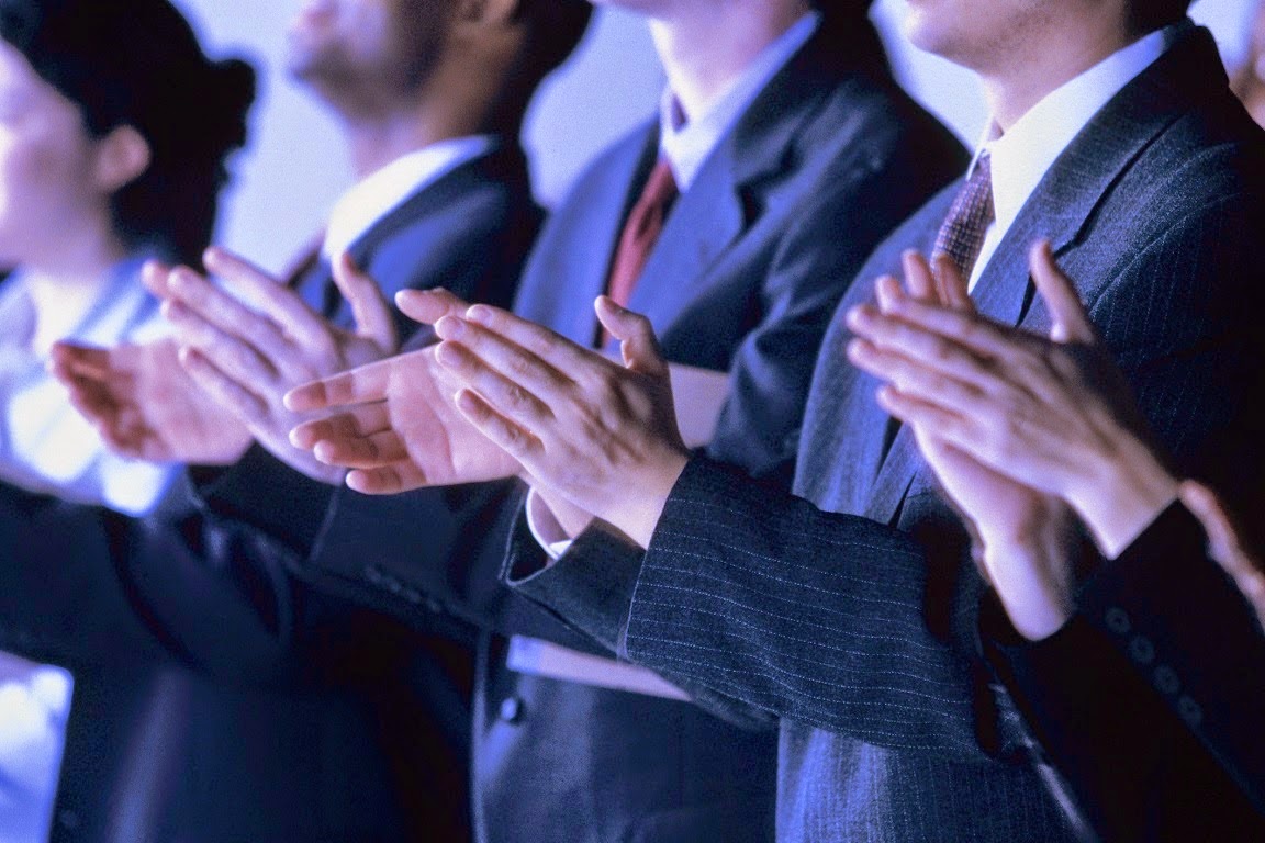 Ένα χειροκρότημα για σένα!!!