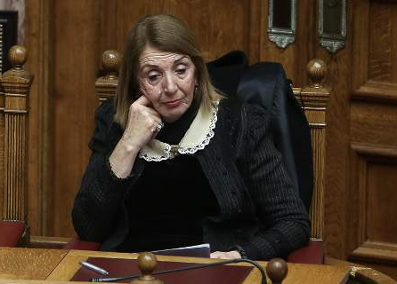 Τασία... η αγαπημένη «super γιαγιά» των μεταναστών!!!