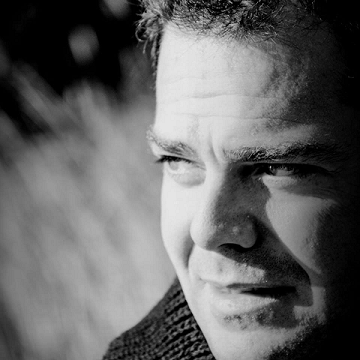 O Γιώργος Τζιτζικάκης απαντά, στο «κουτσομπολιό»… της αυλής!!!