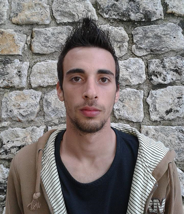 O Νίκος Πατεράκης απαντά, στο «κουτσομπολιό»… της αυλής!!! 