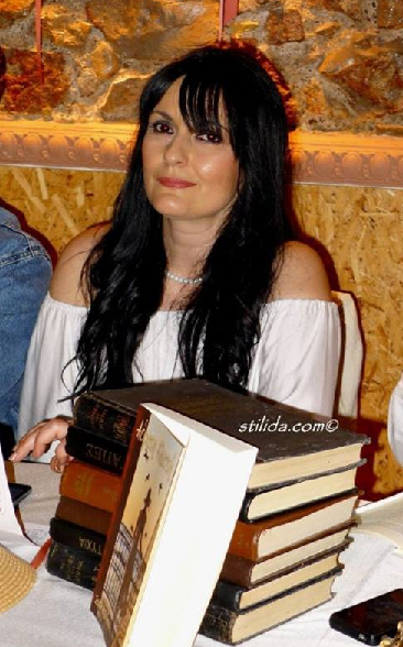 Η Σοφία Μυγδαλάκη, απαντά στο «κουτσομπολιό»… της αυλής!!!