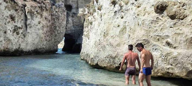 Νιόπαντρος Πατρινός πιάστηκε στα πράσα με τον κουμπάρο στην Κεφαλονιά!!!