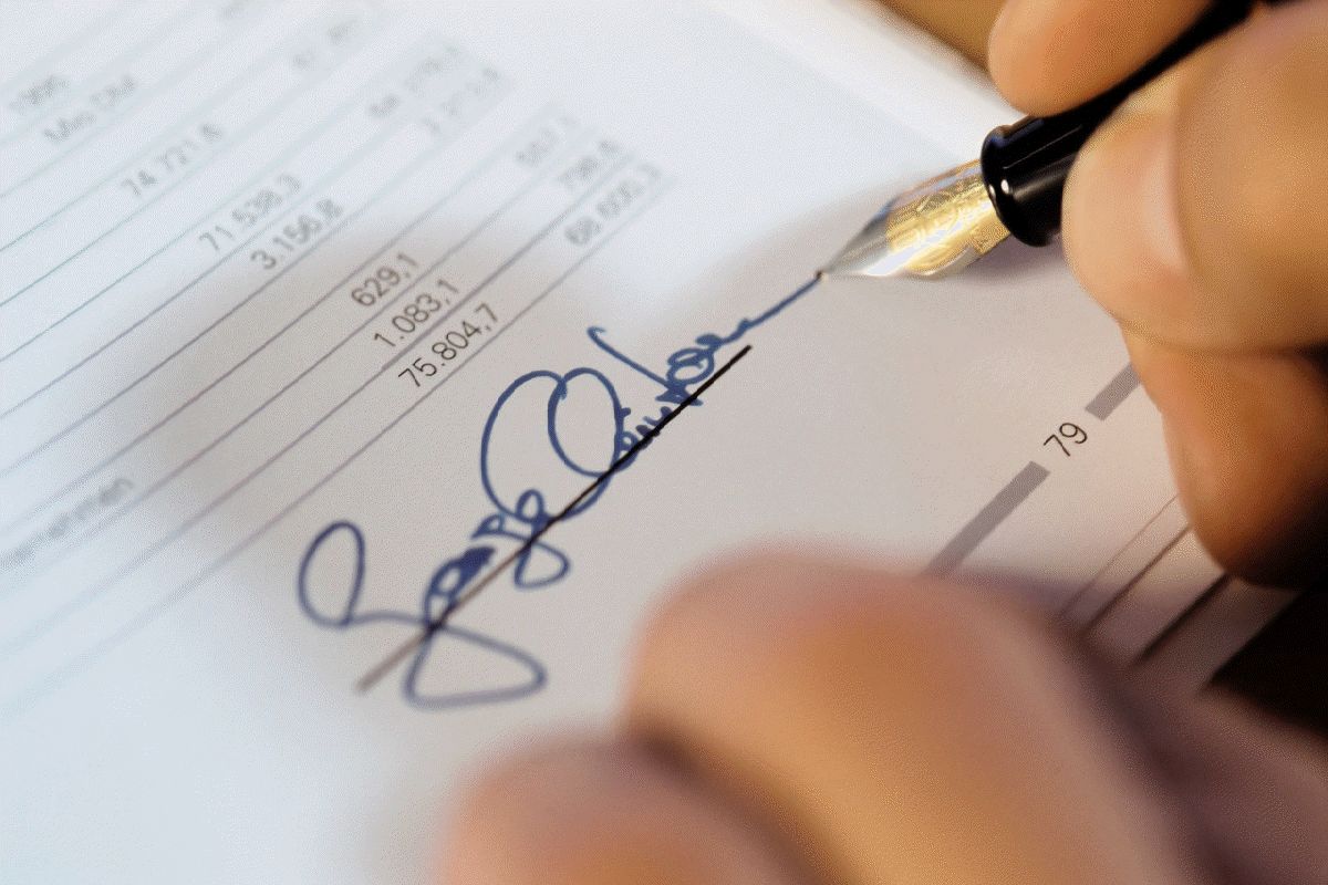 Δείτε τι υποδηλώνει ο γραφικός σας χαρακτήρας για την προσωπικότητά σας…