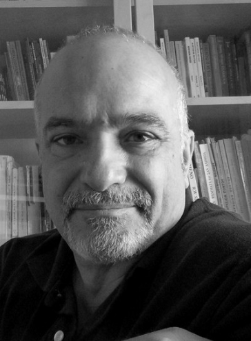 O Κώστας Χρυσός απαντά, στο «κουτσομπολιό»… της αυλής!!! 