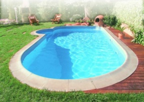 Σουβάλα… η γιαγιά της πισίνας!!!