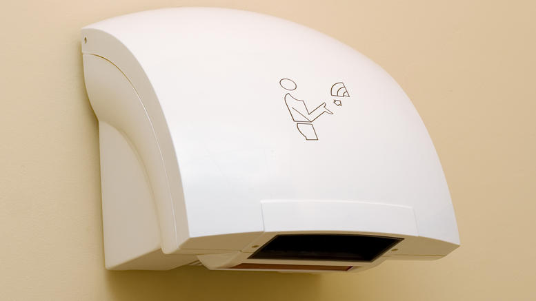 Γιατί δεν πρέπει να χρησιμοποιείτε τους στεγνωτήρες χεριών!!! Μεγάλος κίνδυνος…