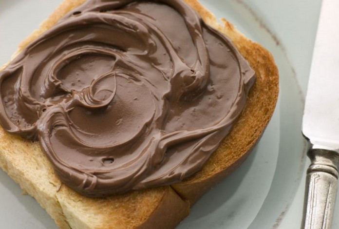 Σταματήστε να τρώτε «μερέντες»: Δηλητηριάζετε εσάς & τα παιδιά σας…