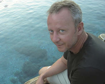 Ο Δημήτρης Μπογδάνος απαντά, στο «κουτσομπολιό»… της αυλής!!!