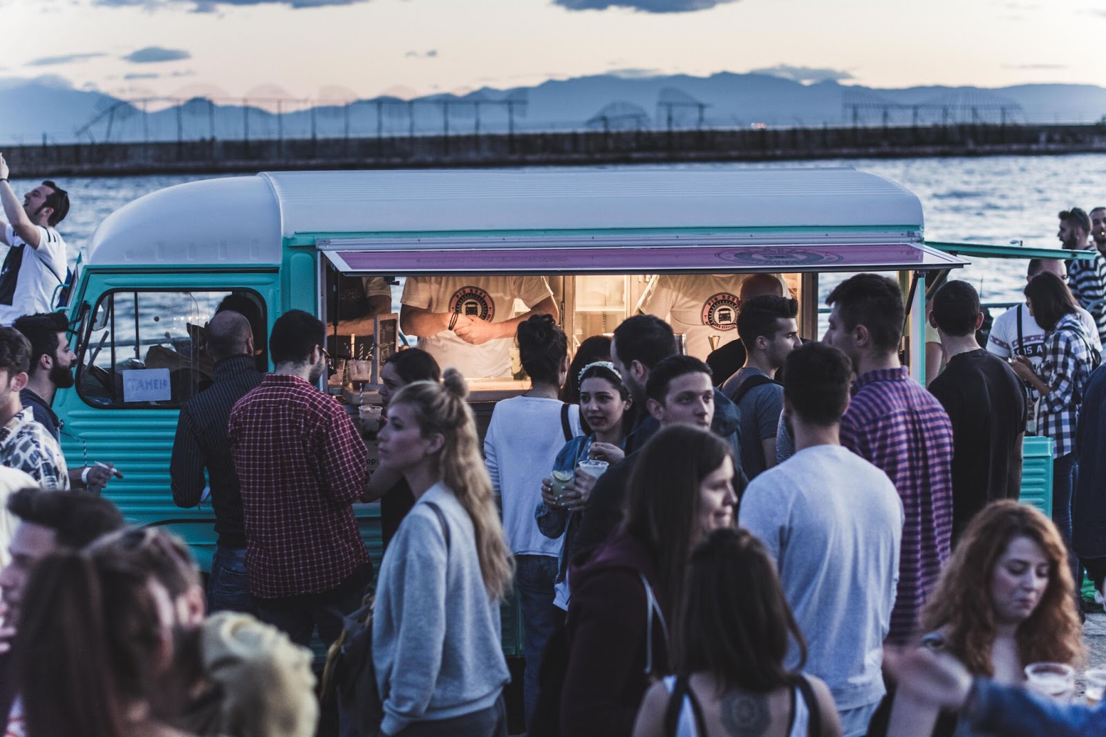 Pig nose: Το πρώτο κινούμενο μπαρ στην Ελλάδα είναι γεγονός