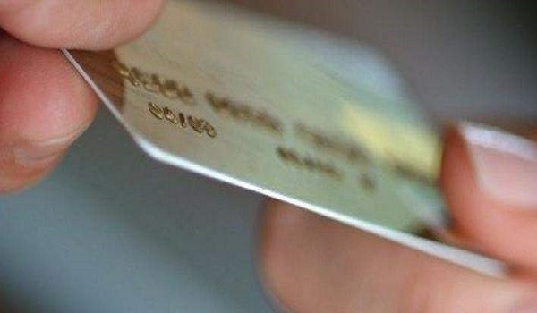 Δείτε πώς θα χτίζεται το αφορολόγητο με κάρτες…