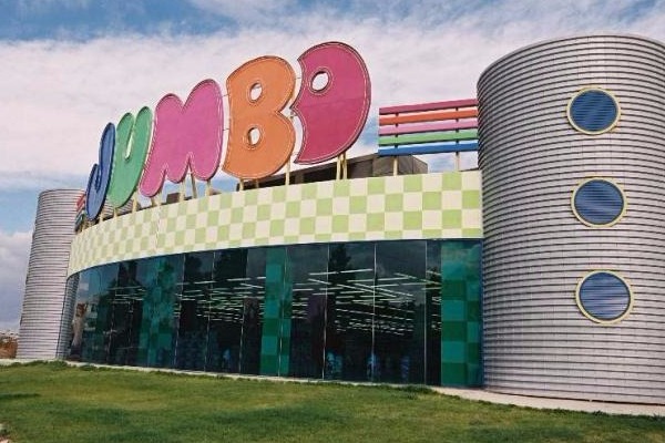 Σε σούπερ μάρκετ μετατρέπονται τα Jumbo!!!