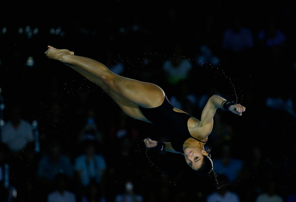Αποβλήθηκε λόγω σεξουαλικού σκανδάλου «καυτή» αθλήτρια των καταδύσεων… (foto)