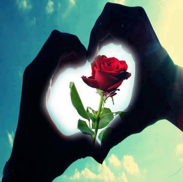 Ας γίνουμε όλοι ένα… και ας προσφέρουμε