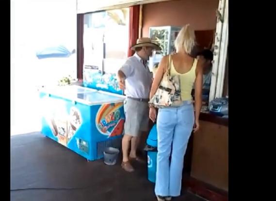 Ο επικός έλεγχος εφοριακών σε καντίνα… (Video)