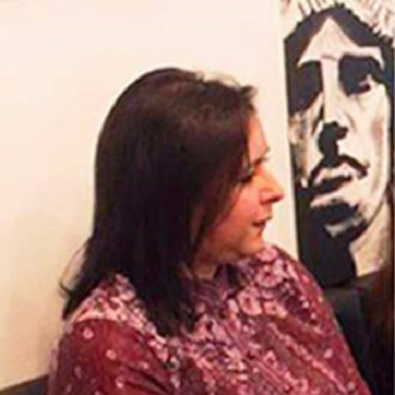 Η Λυδία Ψαραδέλλη απαντά, στο «κουτσομπολιό»… της αυλής!!! 