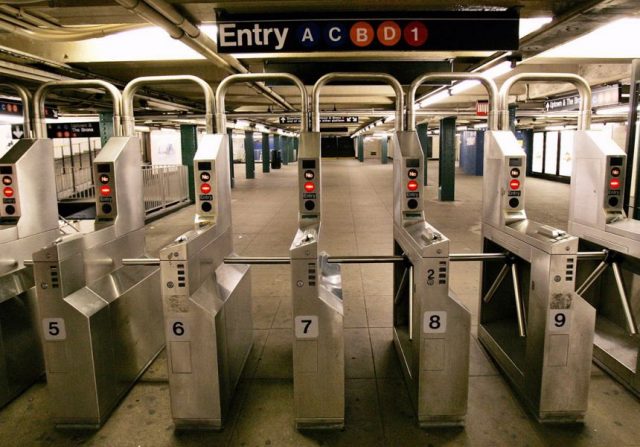 Ηλεκτρονικό εισιτήριο στα ΜΜΜ: Τι θα ισχύει για τους ανέργους;