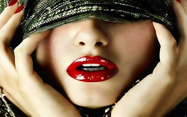 9 επαγγέλματα που ευνοούν την απιστία των γυναικών!!!