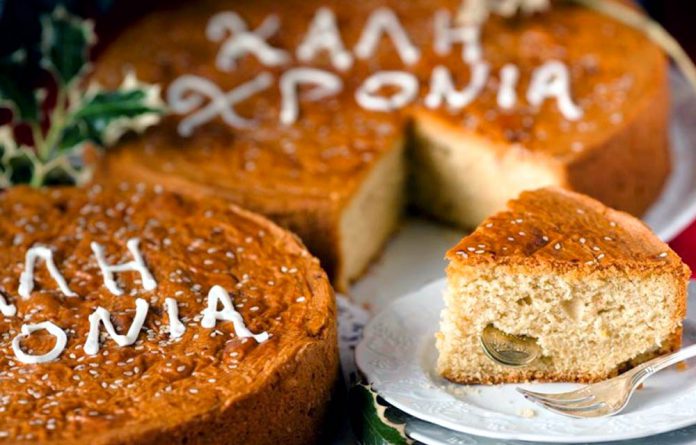 Από πότε φτιάχνουμε βασιλόπιτα και κρύβουμε μέσα της το τυχερό φλουρί;