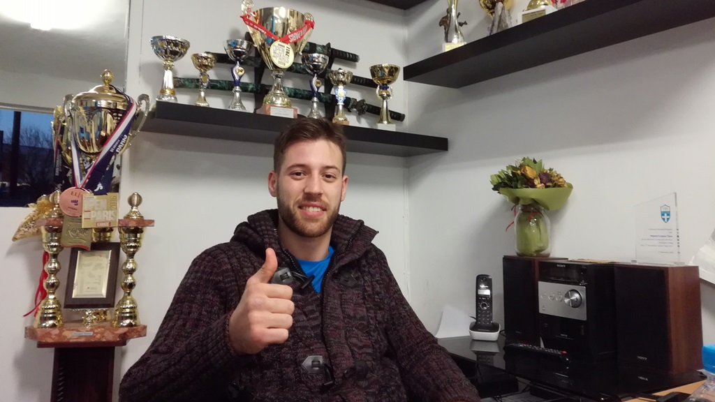 O Γιώργος Τζάνος, o παγκόσμιος πρωταθλητής του Καράτε… μιλάει αποκλειστικά στο Γιώργο Μανταίο 