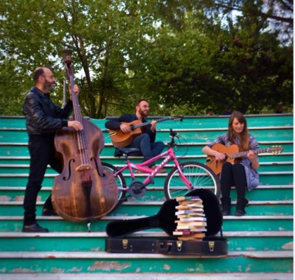 MANOUCHEDROME LIVE & ΑΡΡΑΓΕΙΣ ΛΕΞΕΙΣ ΓΙΟΡΤΗ ΓΙΑ ΤΗΝ ΠΑΓΚΟΣΜΙΑ ΗΜΕΡΑ ΒΙΒΛΙΟΥ ΚΥΡΙΑΚΗ 23 ΑΠΡΙΛΙΟΥ