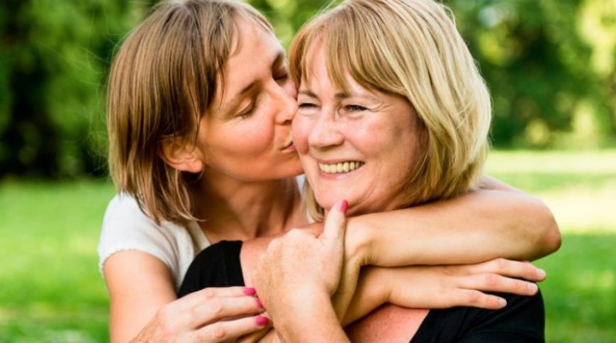 Αγκάλιασες τη μαμά σου σήμερα;