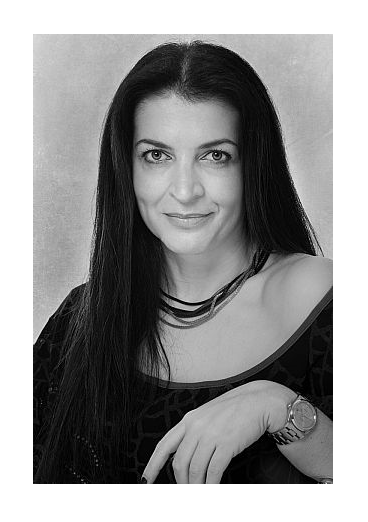 Η Γερακίνα Μπουρίκα απαντά, στο «κουτσομπολιό»… της αυλής!!!