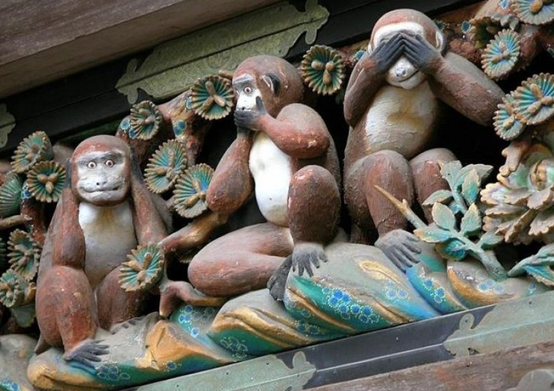 Τα τρία πιθηκάκια «Δε βλέπω, δεν ακούω, δε μιλάω» από που προέρχονται;