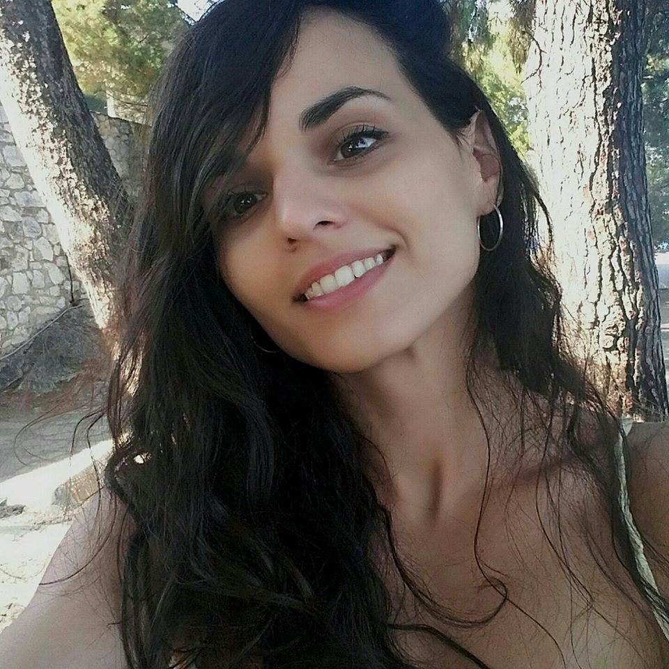 Η Βάσια Στάμου απαντά, στο «κουτσομπολιό»… της αυλής!!!