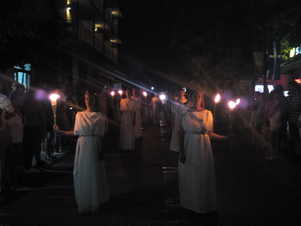 Η Αρχαία Ολυμπία, γιόρτασε χθες...  με πλήθος κόσμου (video)