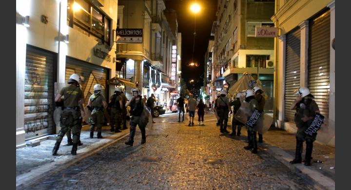 Trelokambero news: Σκόνη και θρύψαλα… και πίσω γύρισα