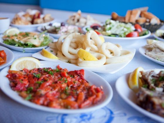 Πες μας τι παραγγέλνεις στην ταβέρνα και θα σου πούμε κάτι για τον χαρακτήρα σου!!!