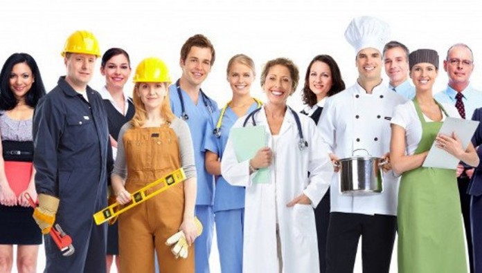 Προσλήψεις εξπρές στο Δημόσιο: 816 μόνιμοι και εποχικοί ως τέλη Ιουλίου