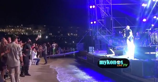 Ρέμος - Ramazzotti στο Nammos: Η συναυλία του 1,6 εκατ. Ευρώ…