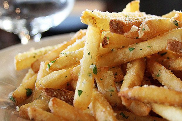 Αυτό είναι το κόλπο για να εξαφανίσετε τη μυρωδιά από το τηγάνισμα στο σπίτι…