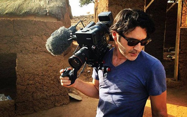 Ντοκιμαντέρ στην Αφρική γυρίζει ο Χριστόφορος Παπακαλιάτης…