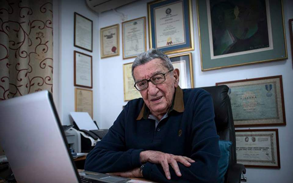 Πέθανε ο «δάσκαλος», Χρήστος Πασαλάρης…