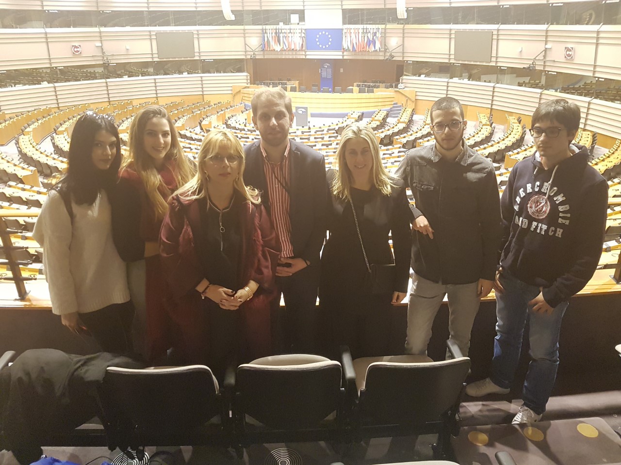 Τέσσερις Ηρακλειώτες αριστούχοι φοιτητές… στο Ευρωκοινοβούλιο 