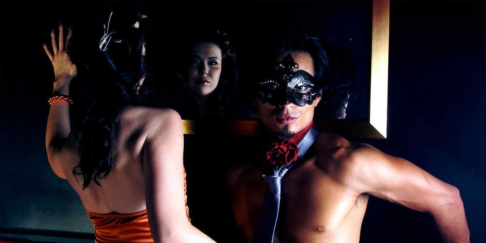 Οι swingers «ψηφίζουν» Ελλάδα: Σε ποια νησιά κάνουν διακοπές!!!