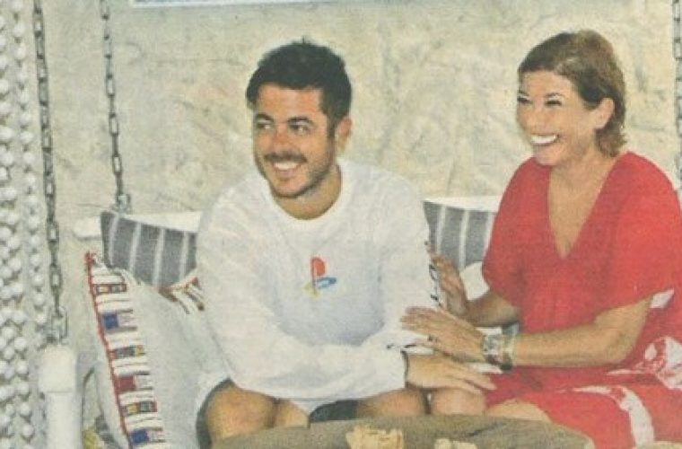 Ο μεγάλος της έρωτας: Η Σοφία Αλιμπέρτη αγκαλιά με τον “κλώνο” του Γιάννη Πάριου