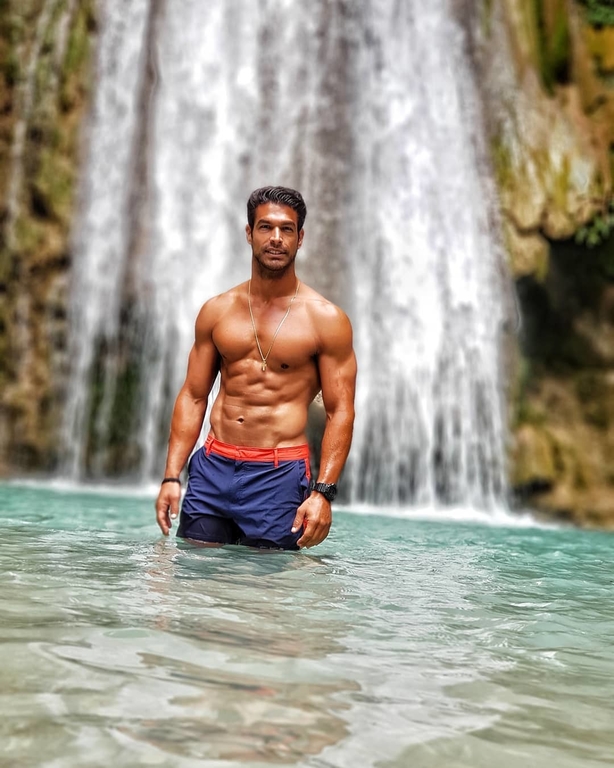 Ο Νίκος Αναδιώτης σηκώνει τα «βάρη» της οικογένειας