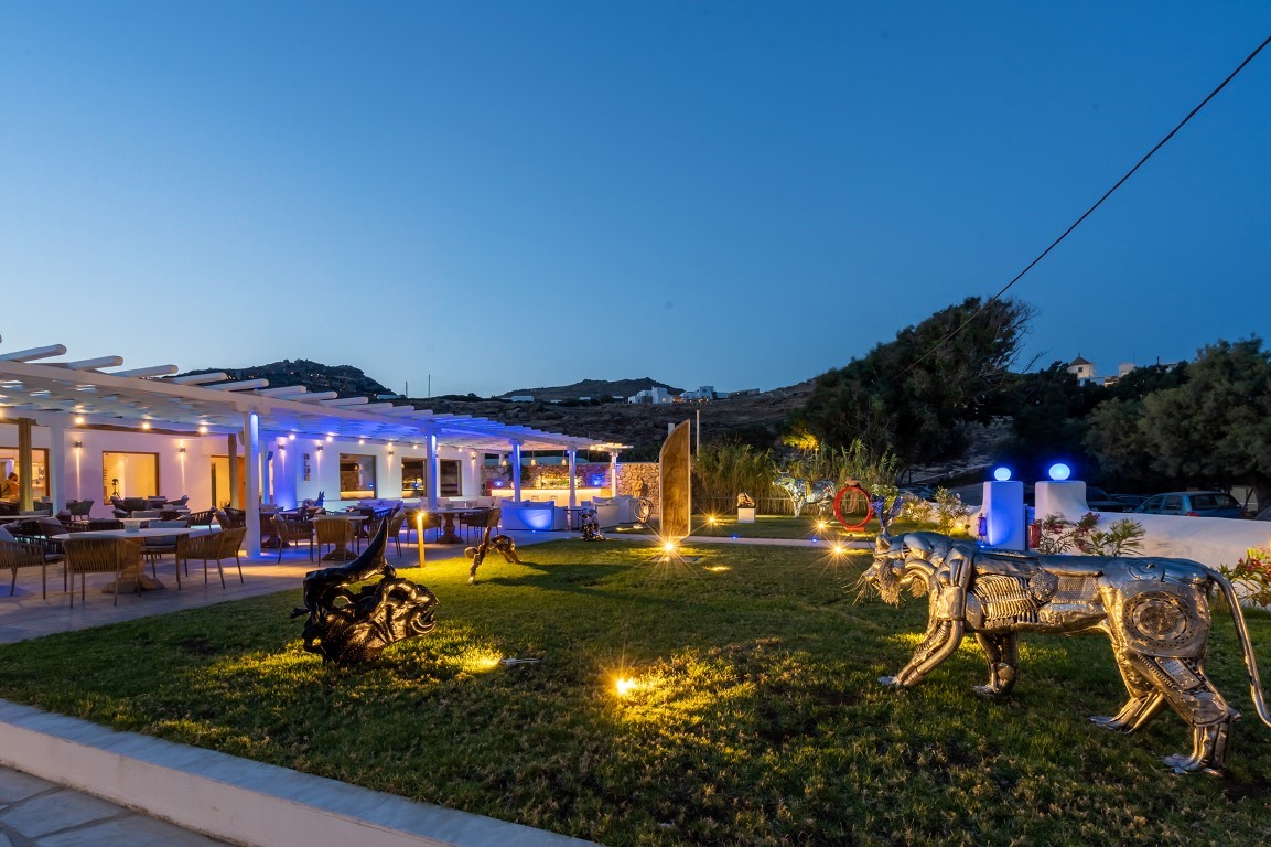 «Σε στίχους Λίνας Νικολακοπούλου» στο χώρο Τέχνης “Venus Gallery”