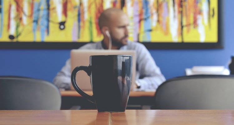 Οι 10 καλύτερες πλατφόρμες για να επικοινωνείτε δωρεάν με φίλους και συναδέλφους σας…