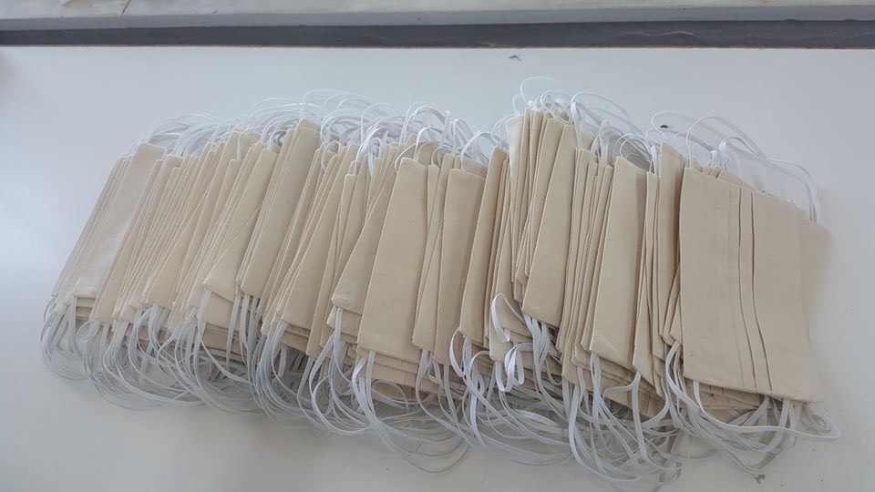 Προσφορά «μασκών» στο Γηροκομείο Πειραιά από το Θέατρο Αλκμήνη