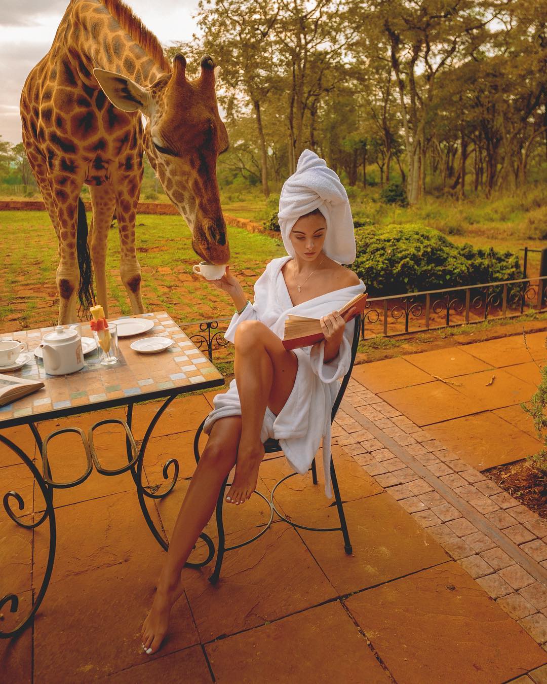 Οι γυμνές, ηδονικές χορογραφίες του Mat Abad (foto)