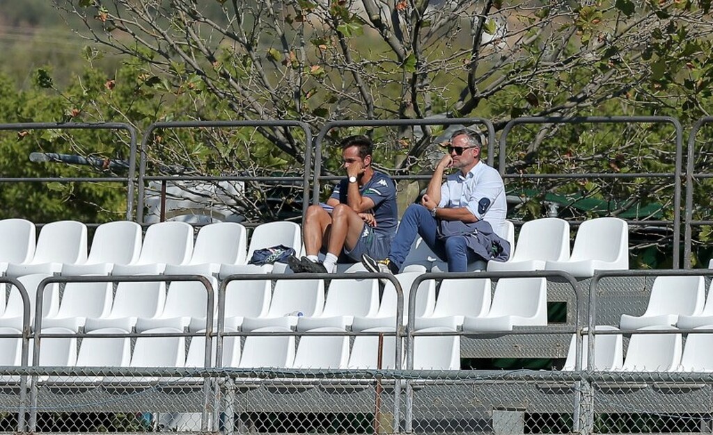 Κουνάνε μαντίλι, Ρόκα και Πογιάτος