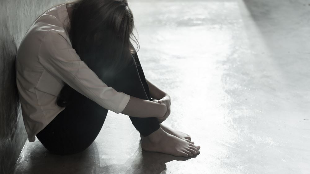 Σεξουαλική βία: Πώς μπορούμε να βοηθήσουμε τα θύματα...